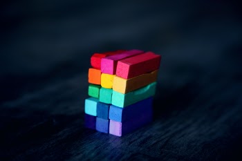Pile of Assorted-color Hair Chalk