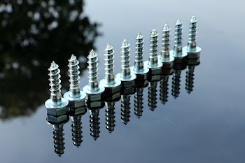 Pile of Gray Screws