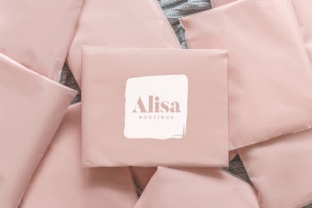 Pile of online shopping package mockups Free Psd