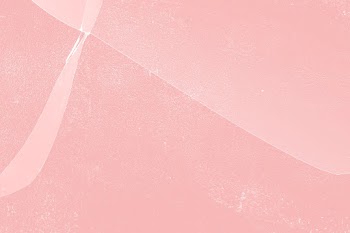 Pink background with cracked glass texture | Free stock illustration | High Resolution graphic