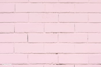 Pink brick wall background | Free stock vector - 915835