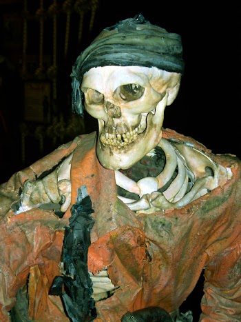 PIrate_Skeleton_4.JPG
