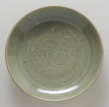 plate, footed, with incised design | Free Photo - rawpixel