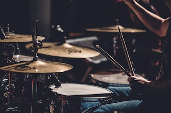 Play the drums 2