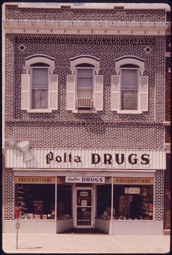 Polta Drugstore on Minnesota Street | Free Photo - rawpixel
