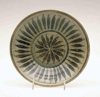 porcelaneous stoneware with underglaze brown | Free Photo - rawpixel