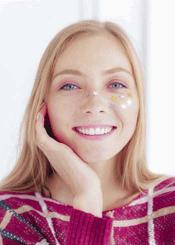 Portrait of a cheerful blond | Free Photo - rawpixel