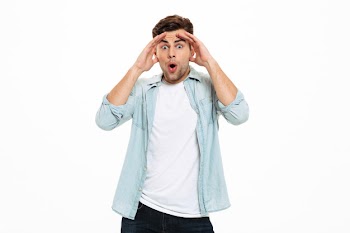 Portrait of a shocked terrified man Free Photo