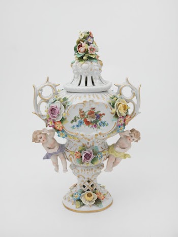Potpourri vase | Free Photo - rawpixel