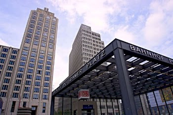 Potsdamer Platz Singage