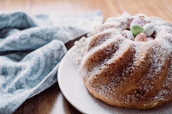 Pound Easter cake 9