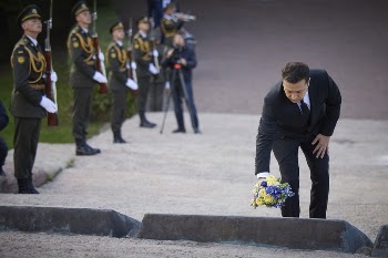 President honored memory of the victims | Free Photo - rawpixel