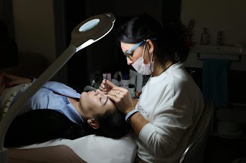 Professional Eyebrow Shaping in a Spa Setting