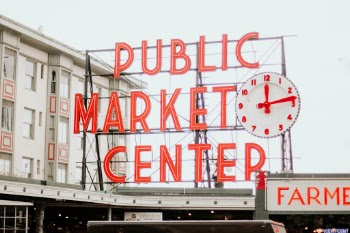 Public market center sign in seattle
