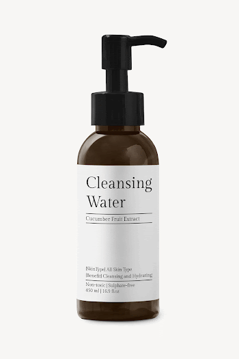 Pump bottle mockup, beauty product | Free PSD Mockup - rawpixel