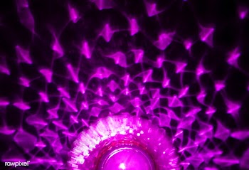 Purple abstract light reflection background | Free stock photo - 413772