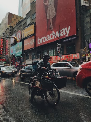 Rainy day on 8th Ave