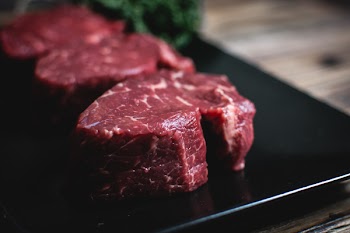 Raw beef steaks 