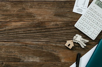Real estate wooden table finance and… | Free stock photo | High Resolution image