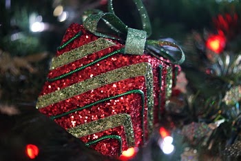 Red and Green Christmas Tree Decor