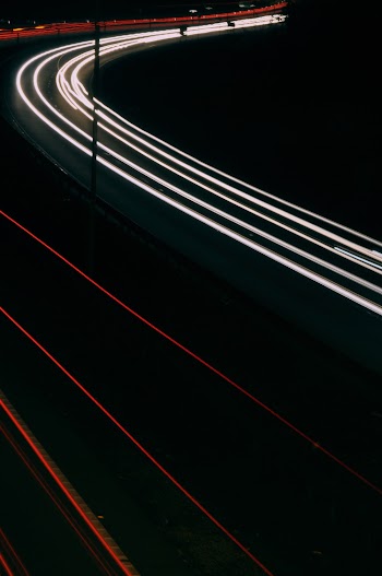 Red and White Light Streaks