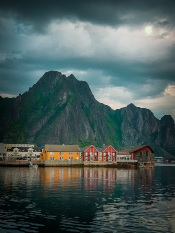 Red and Yellow Houses