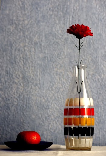 Red Flower In Clear Glass Flower Vase