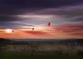 Red Green and Blue Hot Air Balloon Painting