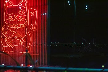 Red Lucky Cat Neon Sign