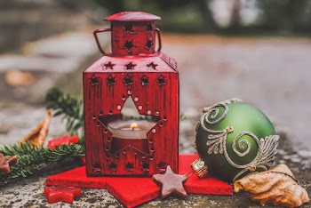 Red Sconces and Green and Gray Bauble