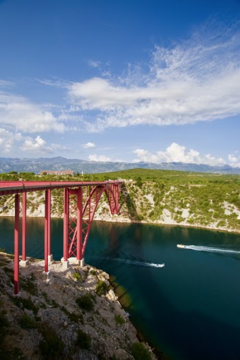Red Steel Bridge