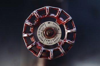 Red Steel Gas Tank Regulator Handle