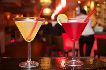          Red White Cocktails Free Photo     