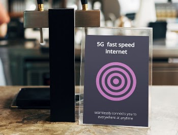 Restaurant table sign mockup psd | Free PSD Mockup - rawpixel