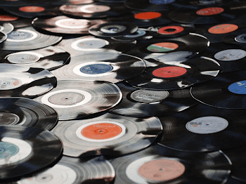 Retro music background, vinyl records | Free Photo - rawpixel