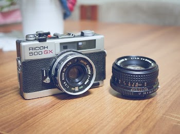 Ricoh 500 Gx Gray and Black