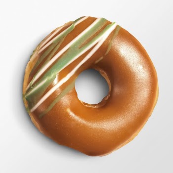 Ring glazed donut on white | Free Photo - rawpixel