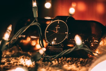 Round Black Analog Watch With Strap