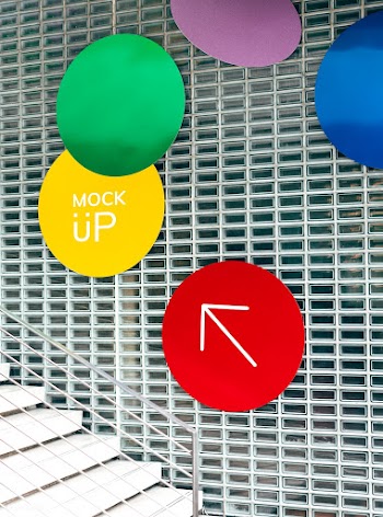 Round sign mockups in a shop | Free stock psd mockup - 533987