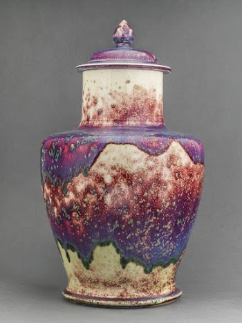 Ruskin pottery, uurna, 1900 - | Free Photo - rawpixel