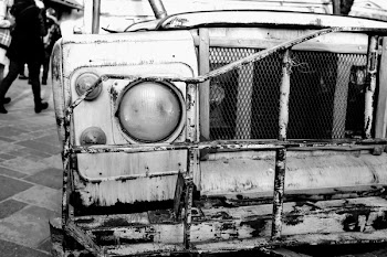          Rusty Jeep Free Photo     