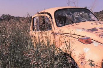 Rusty Yellow VW Beetle Free Photo 