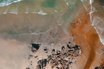 Sand Seashore during Day