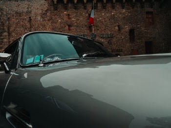 Saw a classic car show in St Malo, of all the spectacular cars this Aston Martin DB6 stood out. There is something special about an Aston.