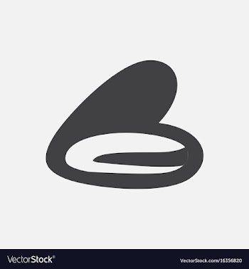 Scallop sea shell sketch style realistic vector image