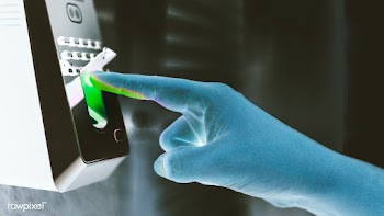Scanning finger on a coronavirus contaminated fingerprint access contr.. | Free  photo - 2297451