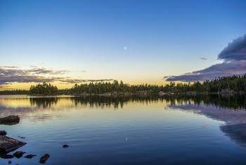 Scenic Photo Of Lake During Dawn