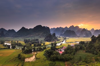 Scenic Photo Of Mountains During Dawn