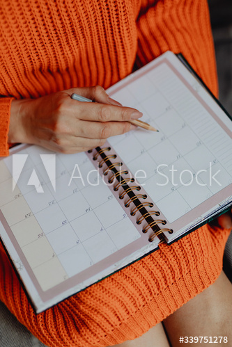 Scheduling in an agenda