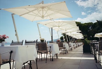sea city restaurant landscape